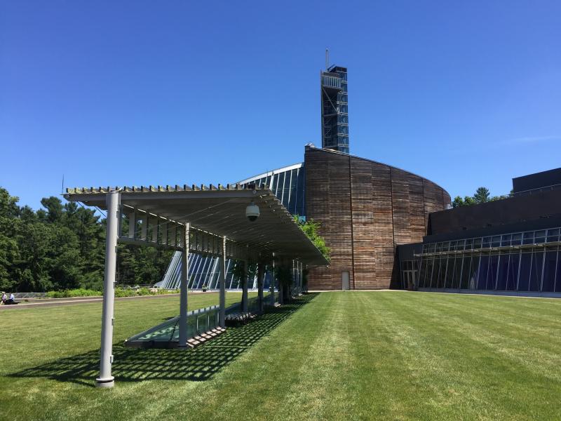 Mashantucket Pequot Museum & Research Center