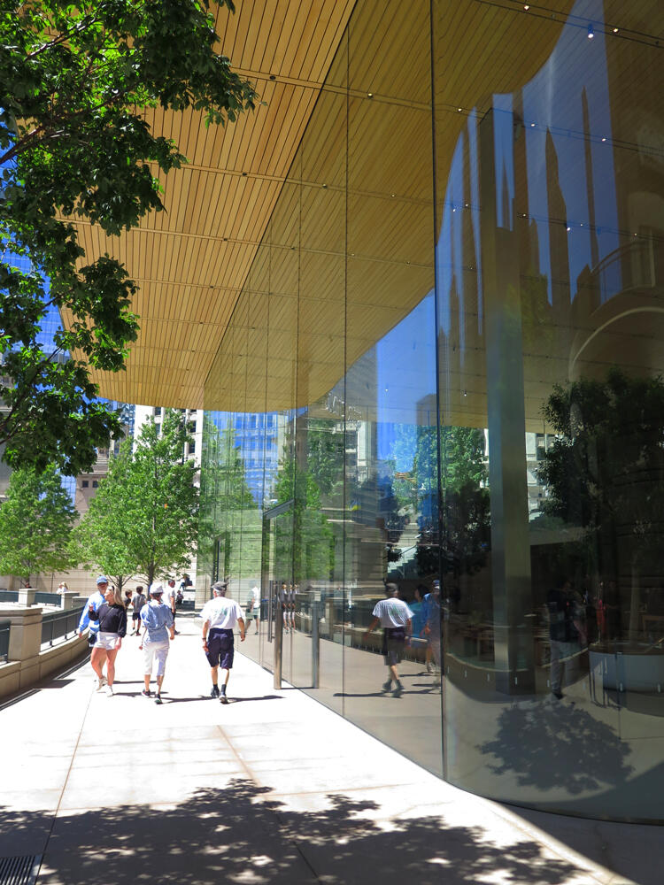 Apple Store - Chicago