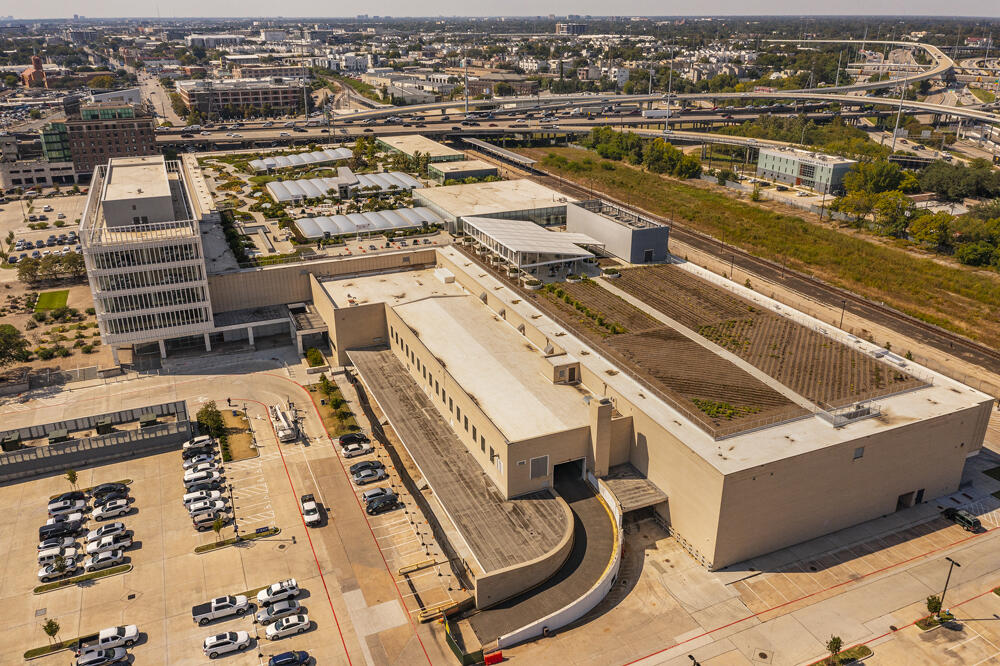 Urban Agriculture farm on roof of Houston Post Office